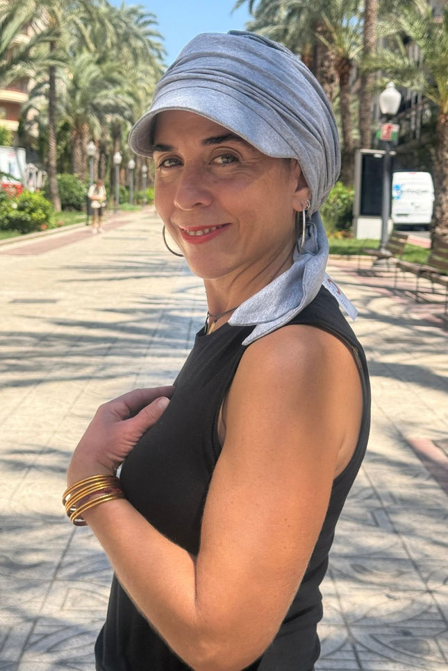 Gorra Oncológica Carla Bedia | Nala Gris Claro