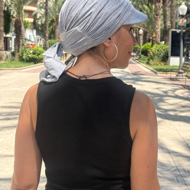 Gorra Oncológica Carla Bedia | Nala Gris Claro