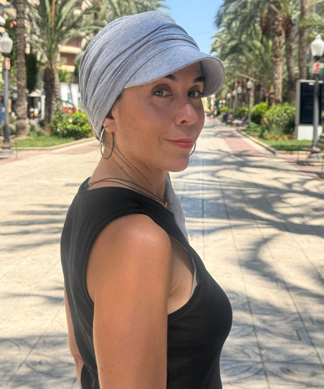 Gorra Oncológica Carla Bedia | Nala Gris Claro