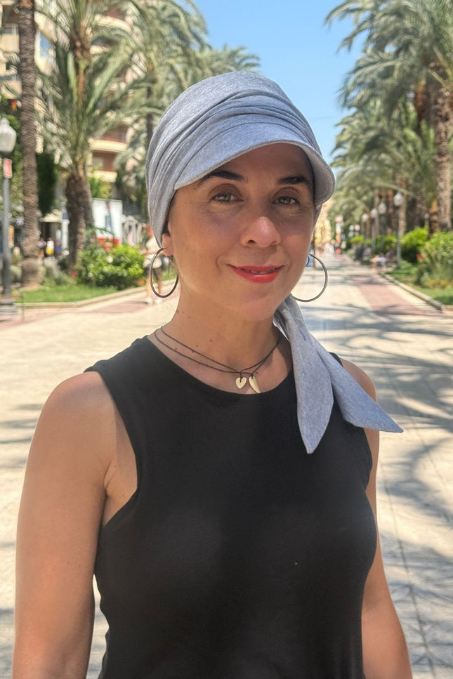 Gorra Oncológica Carla Bedia | Nala Gris Claro