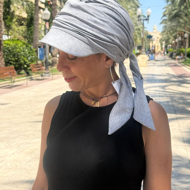 Gorra Oncológica Carla Bedia | Nala Gris Claro