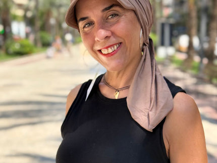 Gorra Oncológica Carla Bedia | Nala Taupe