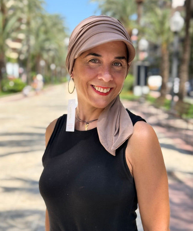 Gorra Oncológica Carla Bedia | Nala Taupe