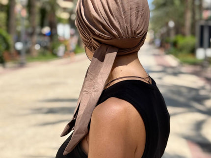 Gorra Oncológica Carla Bedia | Nala Taupe