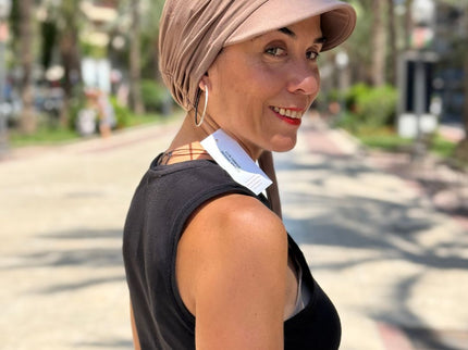 Gorra Oncológica Carla Bedia | Nala Taupe