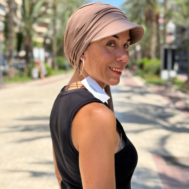 Gorra Oncológica Carla Bedia | Nala Taupe