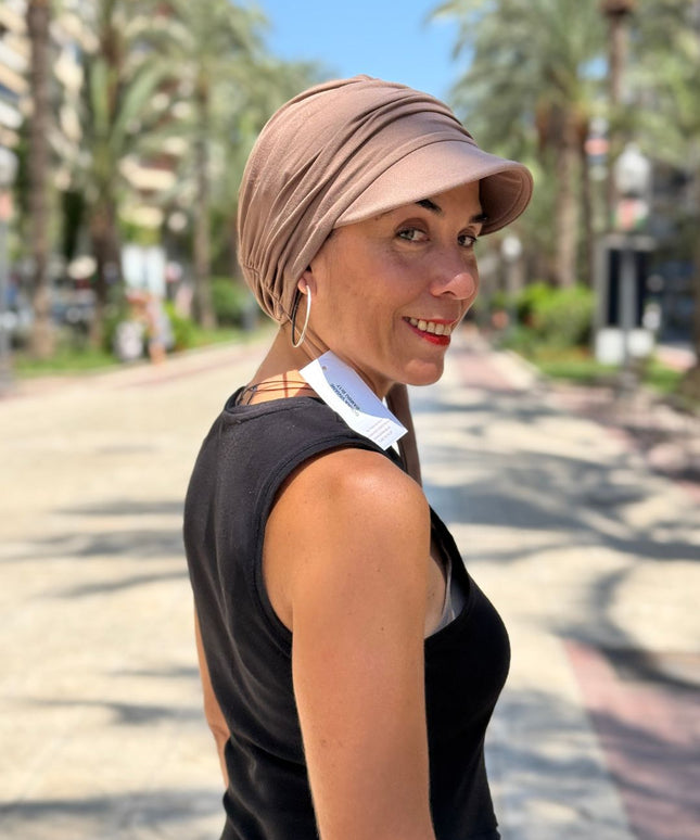 Gorra Oncológica Carla Bedia | Nala Taupe