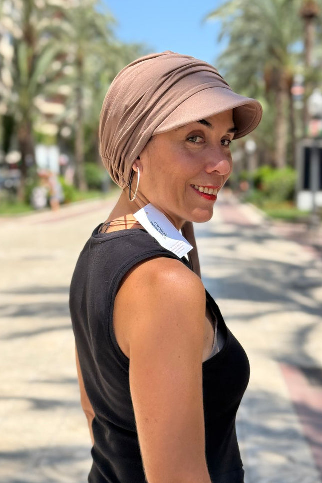 Gorra Oncológica Carla Bedia | Nala Taupe