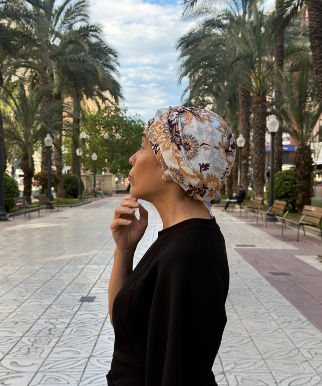 Pañuelo Oncológico Carla Bedia | Sue Floral Tierra