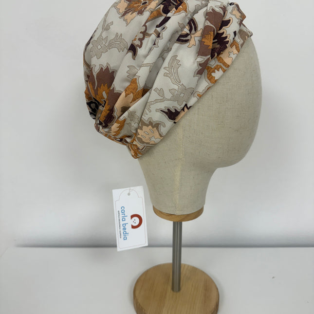 Pañuelo Oncológico Carla Bedia | Sue Floral Tierra