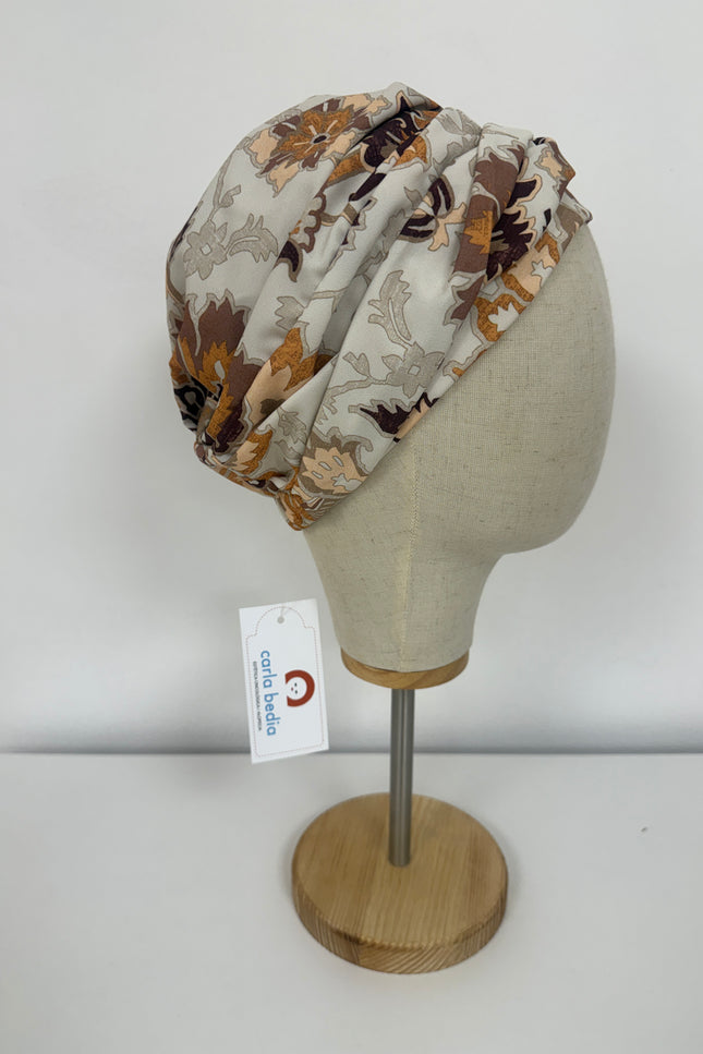 Pañuelo Oncológico Carla Bedia | Sue Floral Tierra