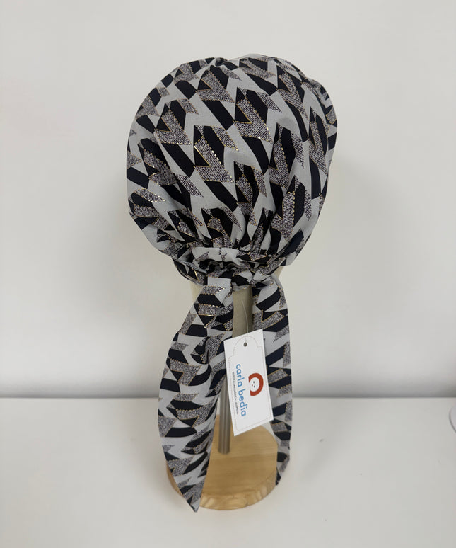 Pañuelo Oncológico Carla Bedia | Zoe Silk Geométrico Plata