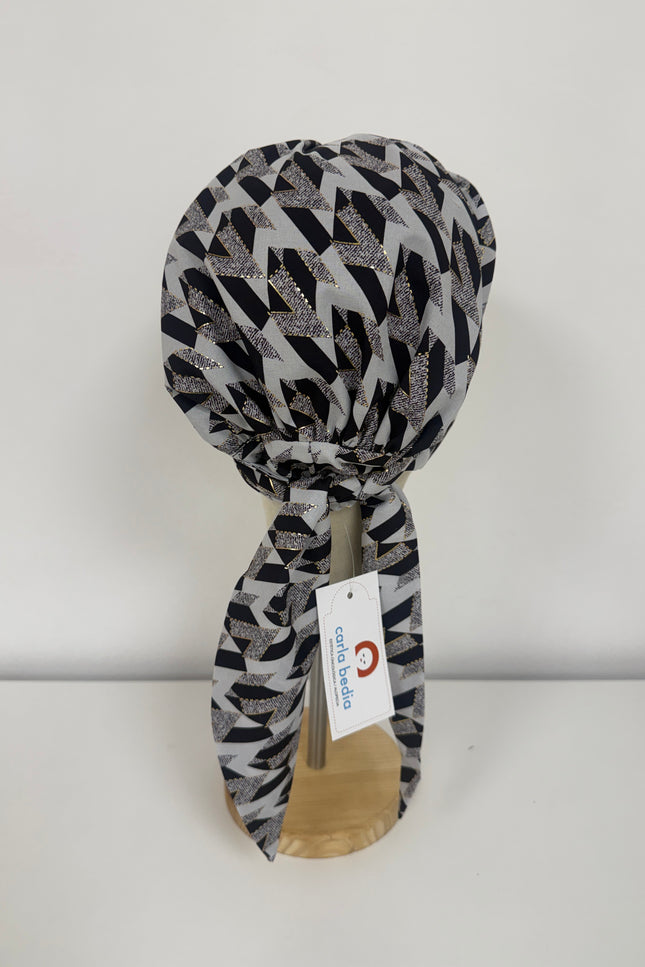 Pañuelo Oncológico Carla Bedia | Zoe Silk Geométrico Plata