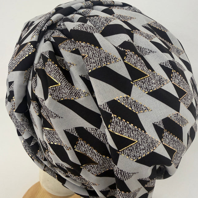 Pañuelo Oncológico Carla Bedia | Zoe Silk Geométrico Plata