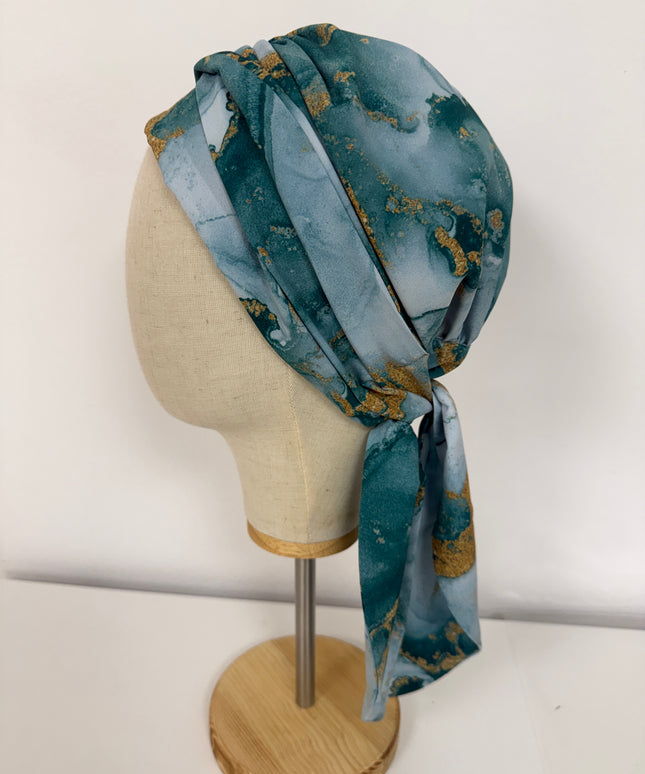 Pañuelo Oncológico Carla Bedia | Zoe Silk Mármol Azul