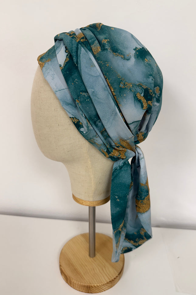 Pañuelo Oncológico Carla Bedia | Zoe Silk Mármol Azul