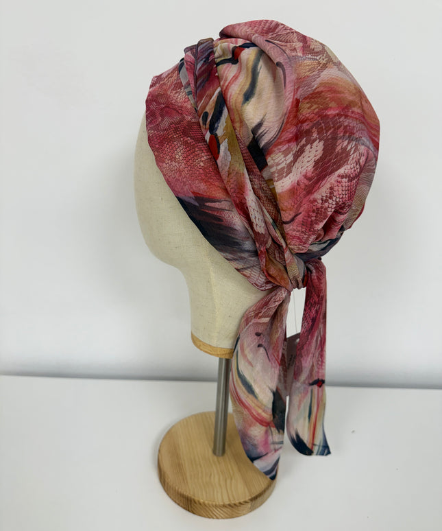Pañuelo Oncológico Carla Bedia | Zoe Silk Plumas Rosé