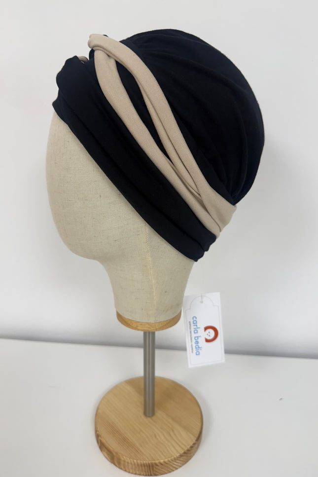 Pañuelo Oncológico Carla Bedia | Gala Negro Arena