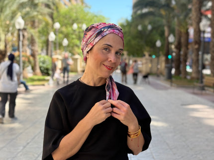 Pañuelo Oncológico Carla Bedia | Zoe Silk Plumas Rosé