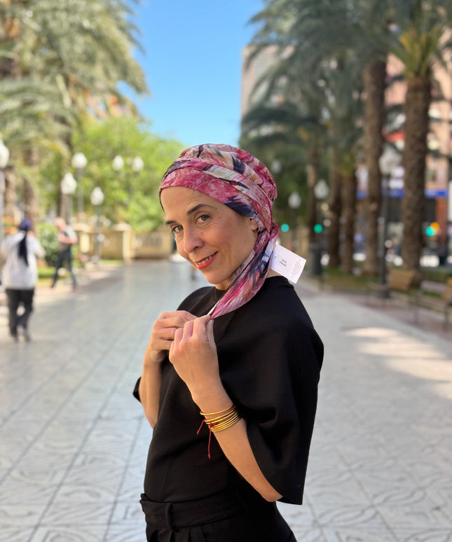 Pañuelo Oncológico Carla Bedia | Zoe Silk Plumas Rosé