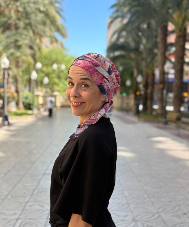 Pañuelo Oncológico Carla Bedia | Zoe Silk Plumas Rosé