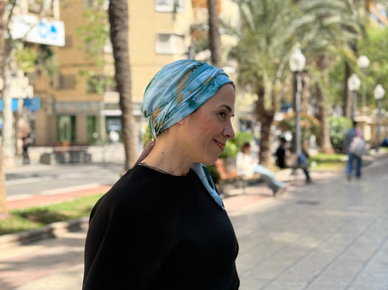 Pañuelo Oncológico Carla Bedia | Zoe Silk Mármol Azul