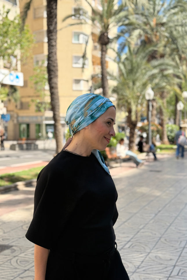 Pañuelo Oncológico Carla Bedia | Zoe Silk Mármol Azul
