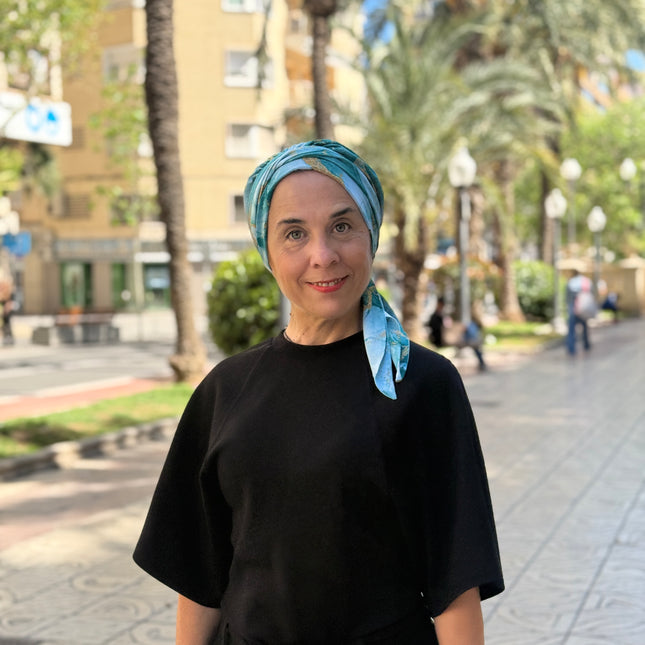 Pañuelo Oncológico Carla Bedia | Zoe Silk Mármol Azul