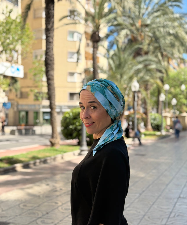 Pañuelo Oncológico Carla Bedia | Zoe Silk Mármol Azul