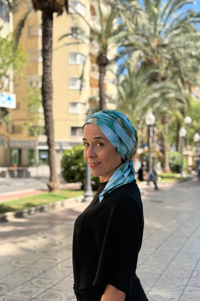 Pañuelo Oncológico Carla Bedia | Zoe Silk Mármol Azul