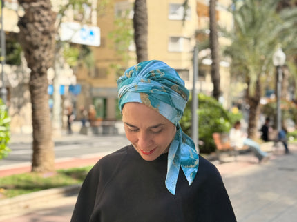 Pañuelo Oncológico Carla Bedia | Zoe Silk Mármol Azul
