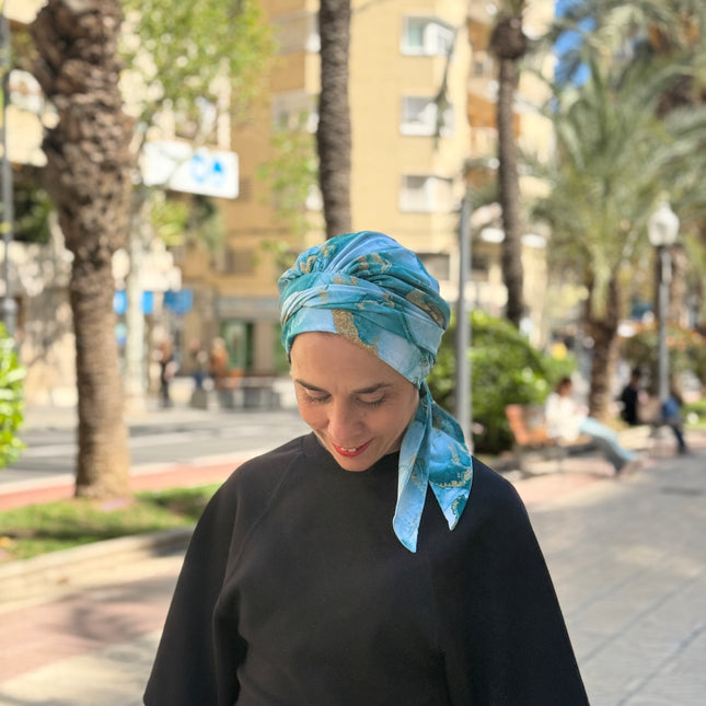 Pañuelo Oncológico Carla Bedia | Zoe Silk Mármol Azul