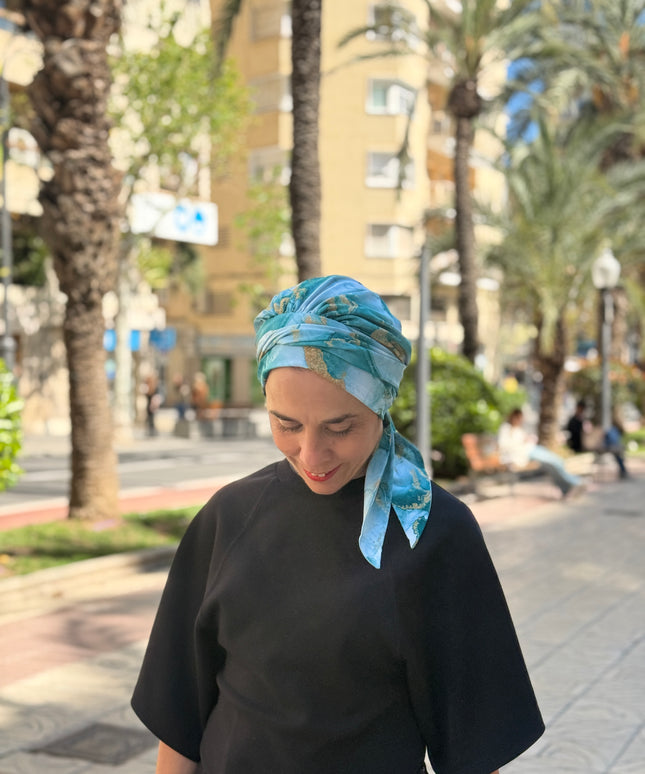 Pañuelo Oncológico Carla Bedia | Zoe Silk Mármol Azul