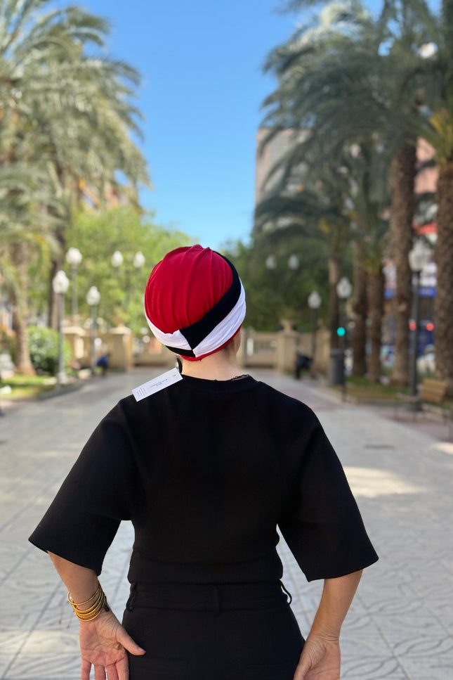 Pañuelo Oncológico Carla Bedia | Gala Tricolor Rojo Marino