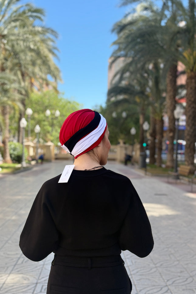 Pañuelo Oncológico Carla Bedia | Gala Tricolor Rojo Marino