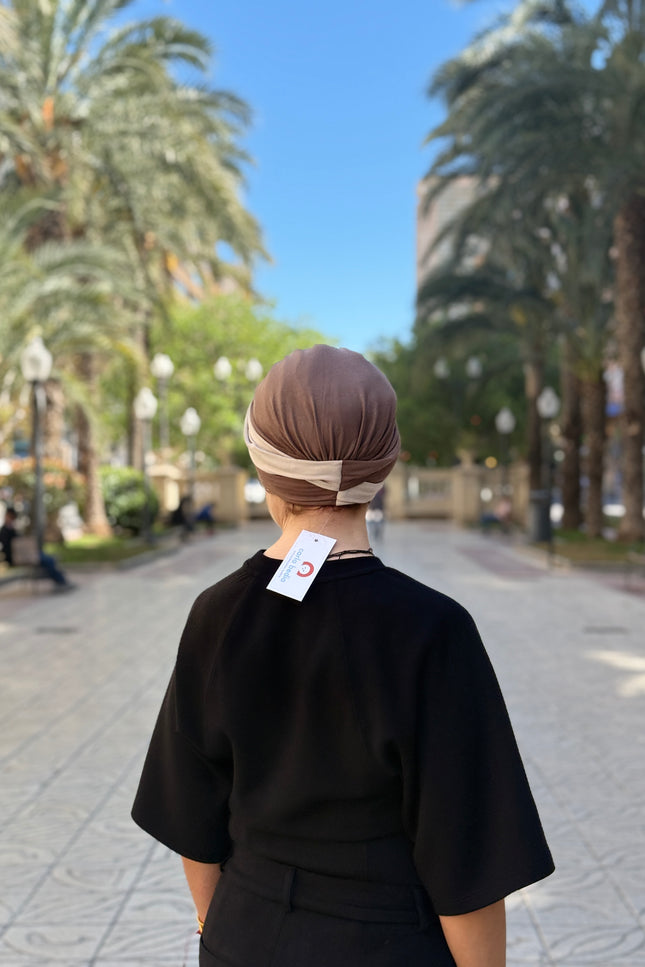 Pañuelo Oncológico Carla Bedia | Gala Marrón Arena