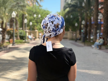 Pañuelo Oncológico Carla Bedia | Zoe Bambú Flores Azul Mostaza