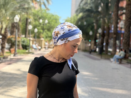 Pañuelo Oncológico Carla Bedia | Zoe Bambú Flores Azul Mostaza