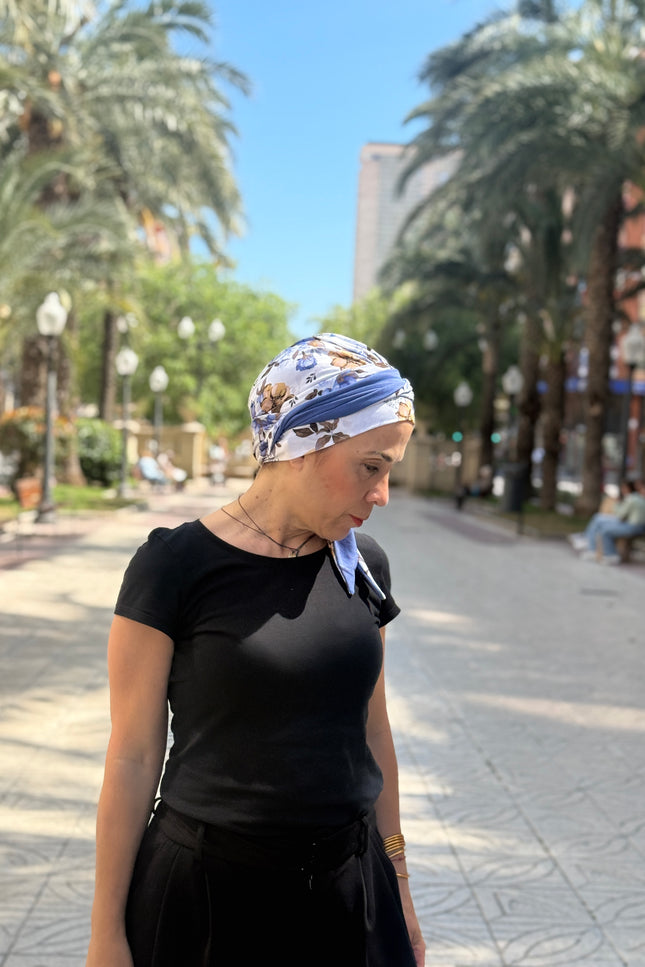 Pañuelo Oncológico Carla Bedia | Zoe Bambú Flores Azul Mostaza