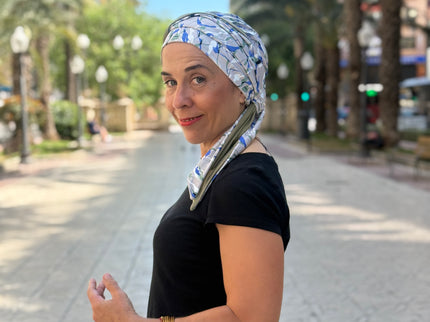 Pañuelo Oncológico Carla Bedia | Zoe Bambú Hojas Azul Caqui