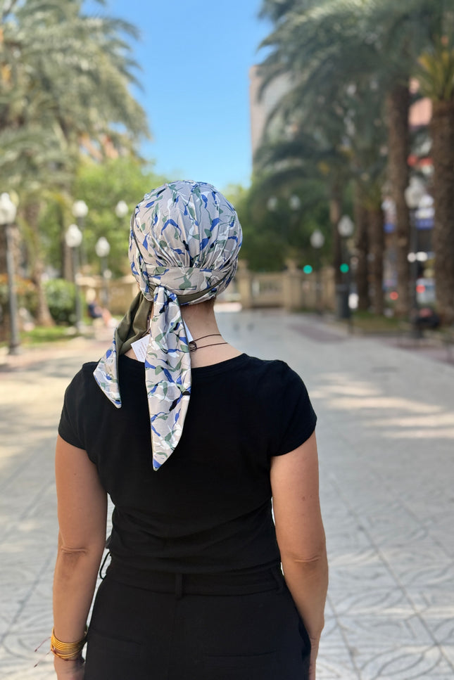 Pañuelo Oncológico Carla Bedia | Zoe Bambú Hojas Azul Caqui