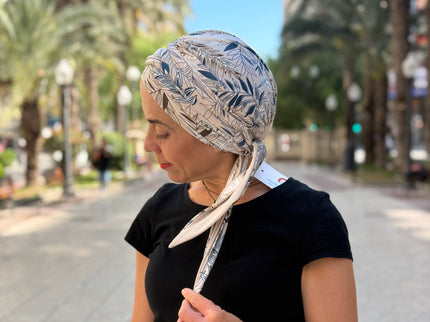 Pañuelo Oncológico Carla Bedia | Zoe Bambú Hojas Beige