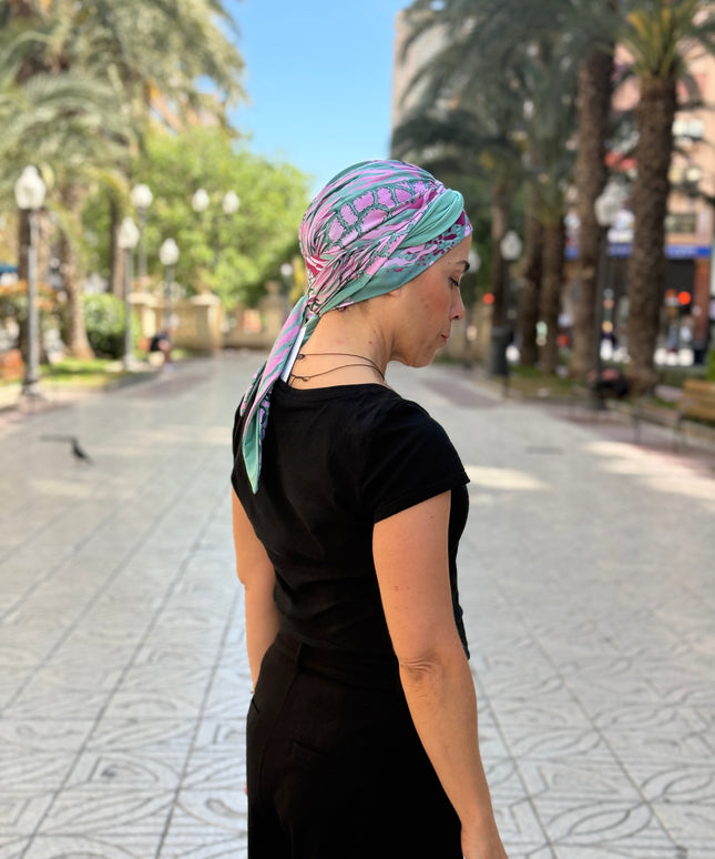 Pañuelo Oncológico Carla Bedia | Zoe Bambú Animal Pink Green