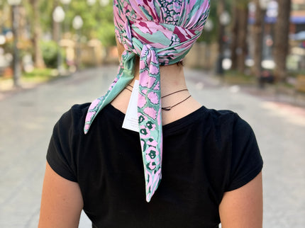 Pañuelo Oncológico Carla Bedia | Zoe Bambú Animal Pink Green