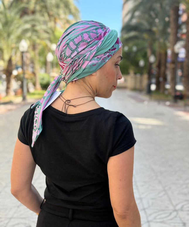 Pañuelo Oncológico Carla Bedia | Zoe Bambú Animal Pink Green