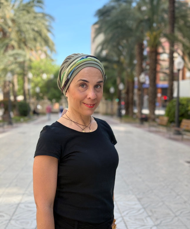 Pañuelo Oncológico Carla Bedia | Carlota Verde