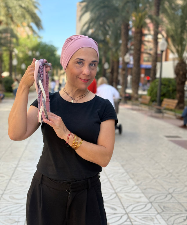 Pañuelo Oncológico Carla Bedia | Carlota Rosa