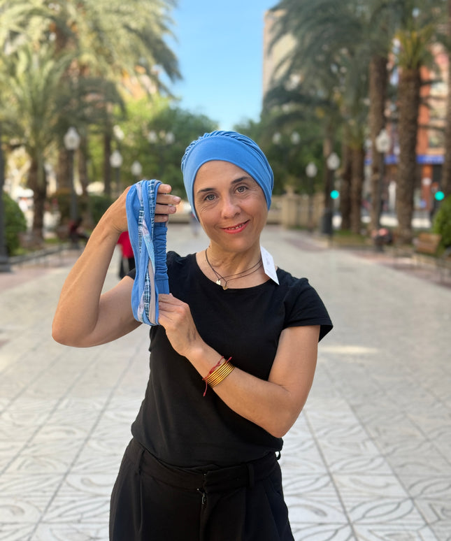 Pañuelo Oncológico Carla Bedia | Carlota Azul