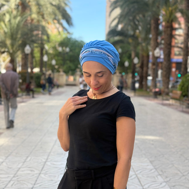 Pañuelo Oncológico Carla Bedia | Carlota Azul