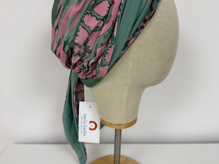 Pañuelo Oncológico Carla Bedia | Zoe Bambú Animal Pink Green